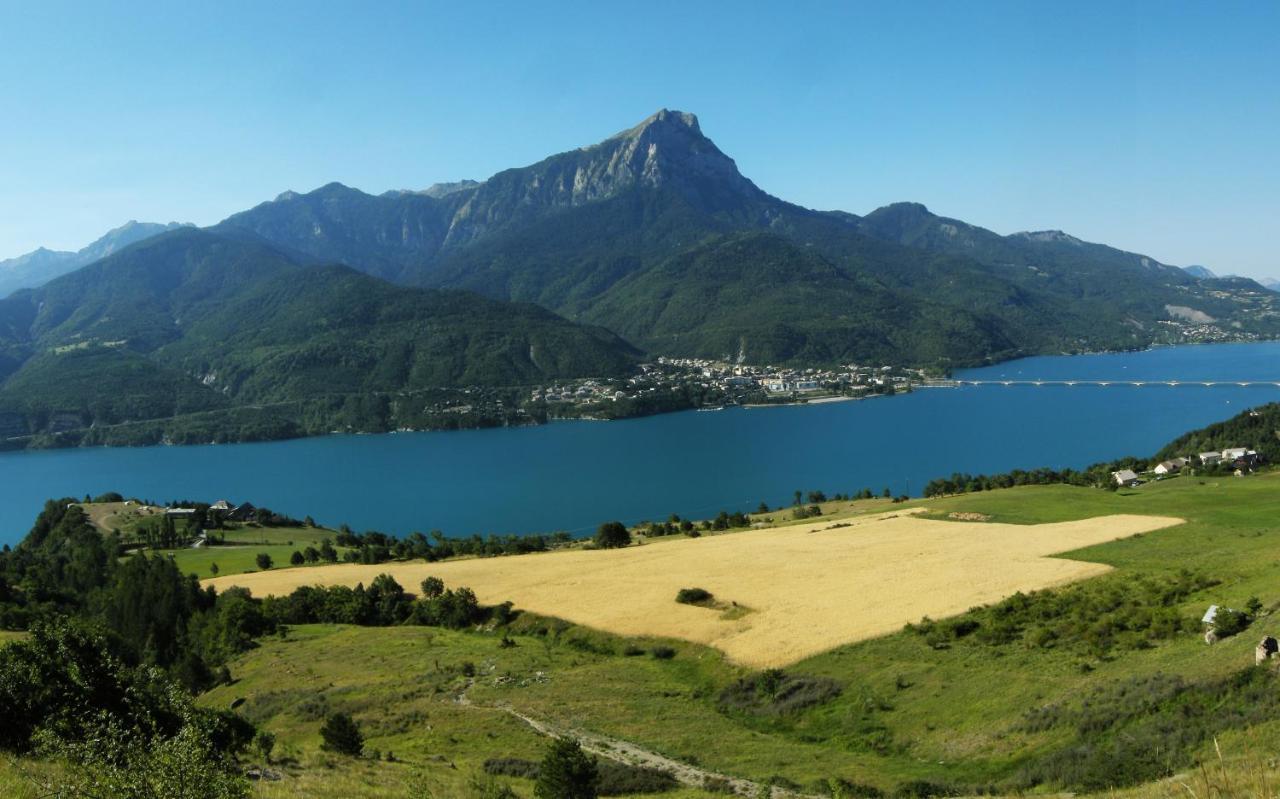 Les Jehans Chateauroux-les-Alpes Buitenkant foto